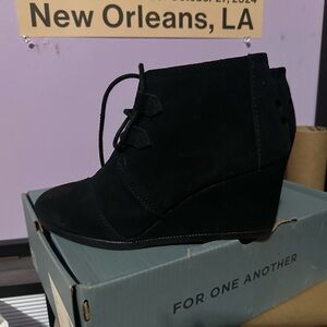 Toms Black Wedge Lace-Up Booties